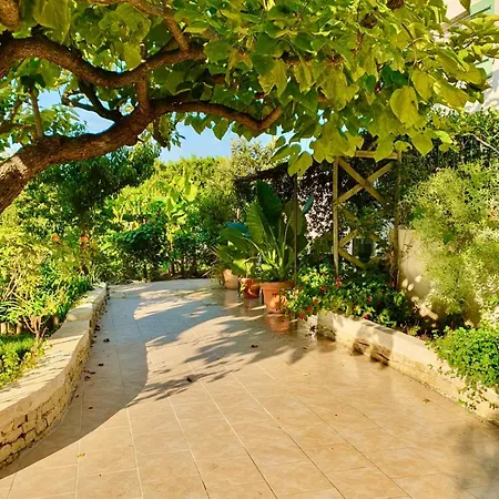 Rendez-vous Au Soleil De Provence - 4 Personnes 80m2 - Coin Jardin - Climatisation Апартаменты Шеваль Блан